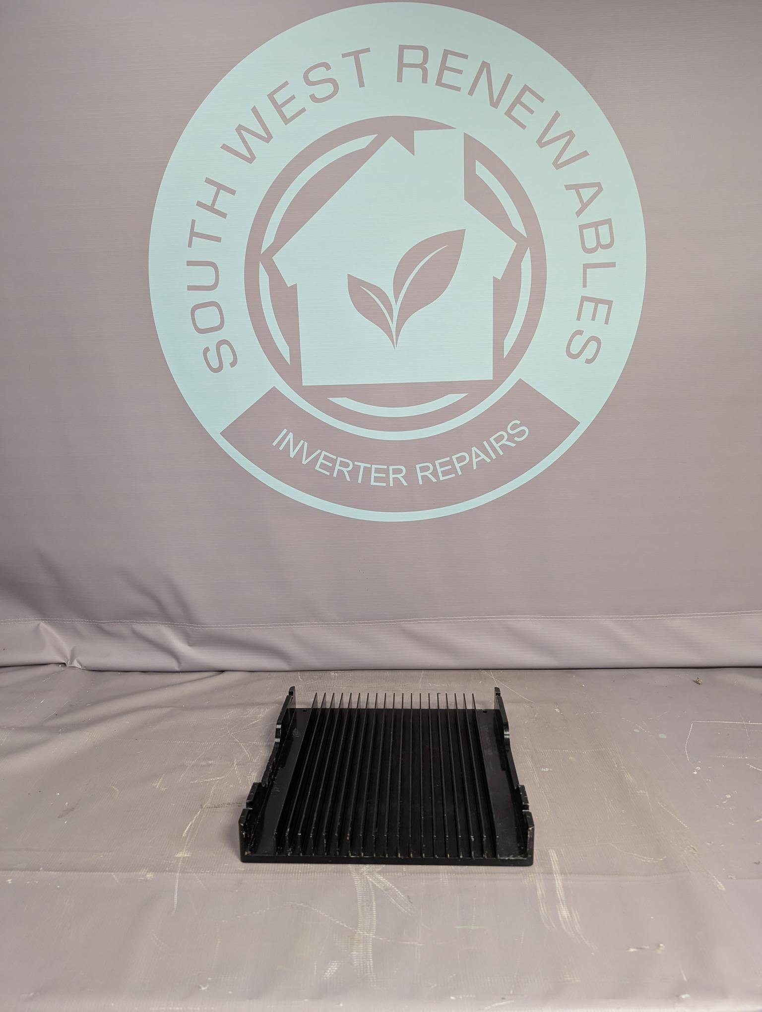 Aluminium heatsink 370 mm x 350 mm x 50 mm