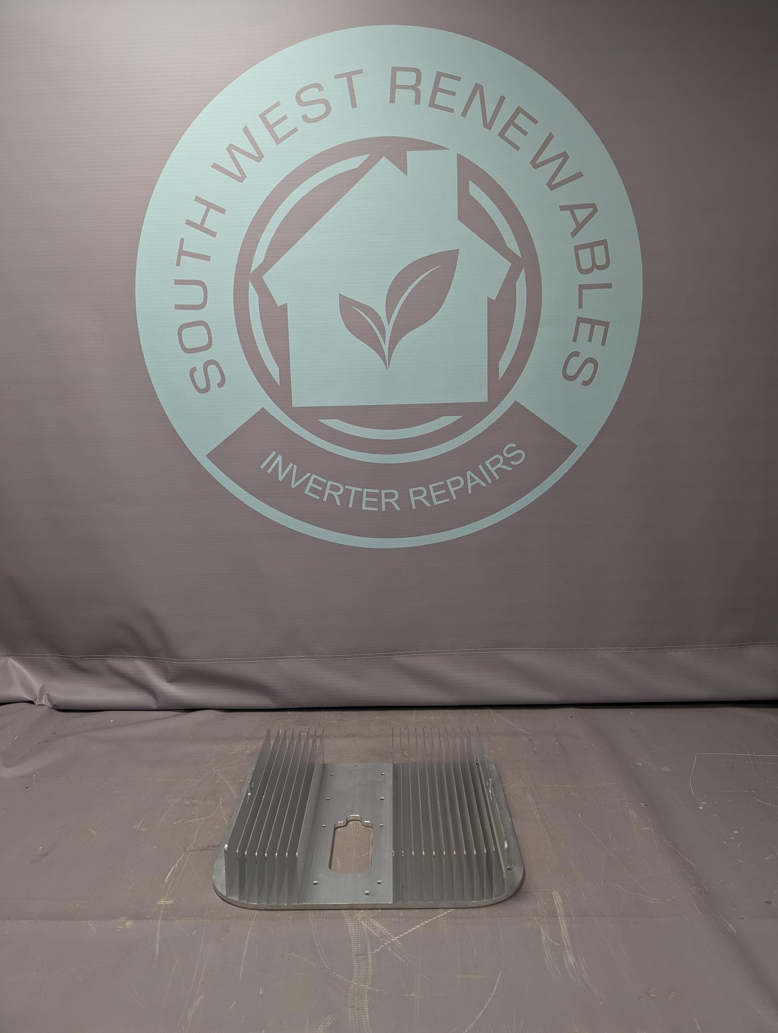 Large Aluminium Heatsink 370 x 310 x 70 MM