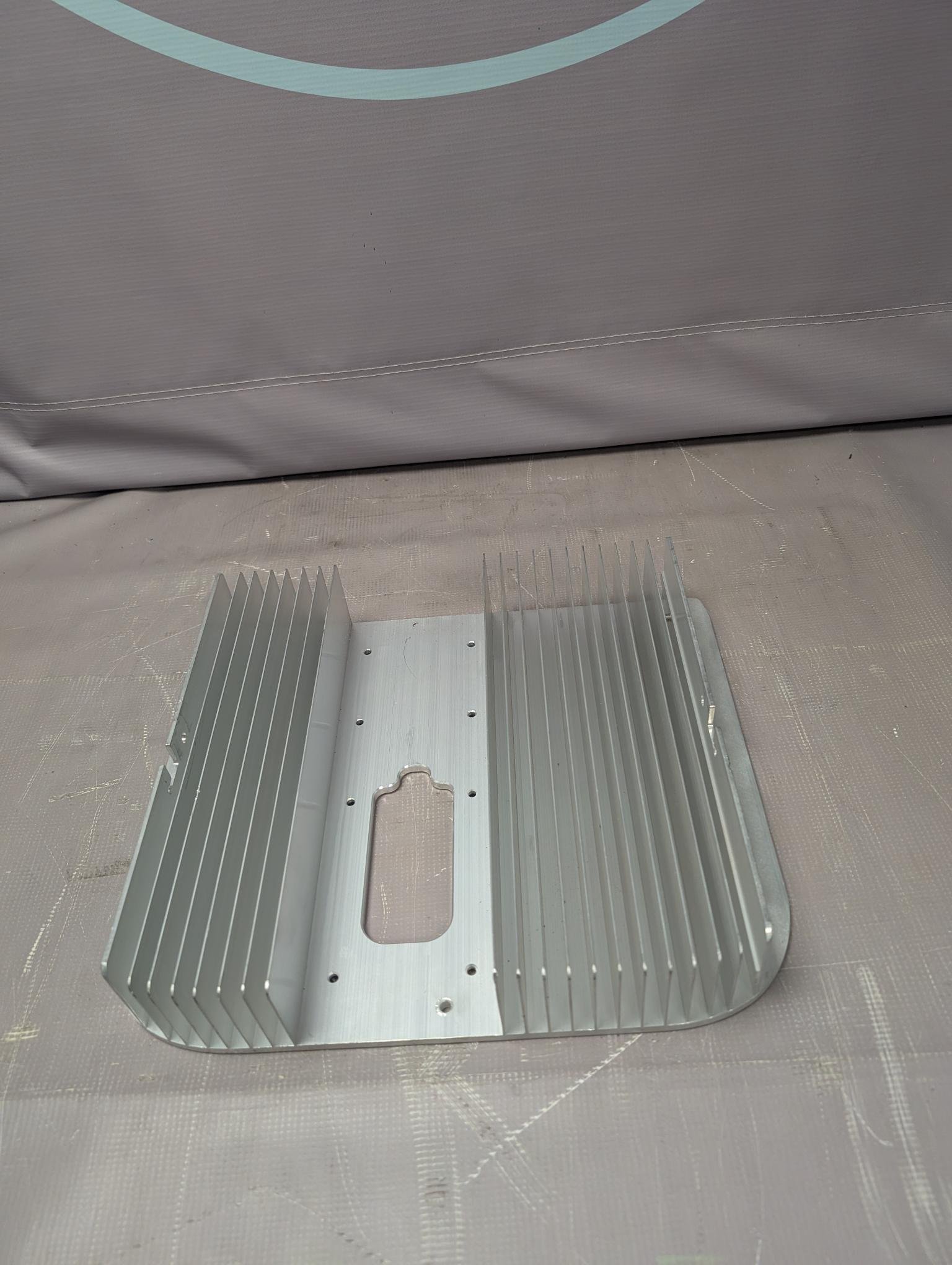 Large Aluminium Heatsink 370 x 310 x 70 MM - Image 2