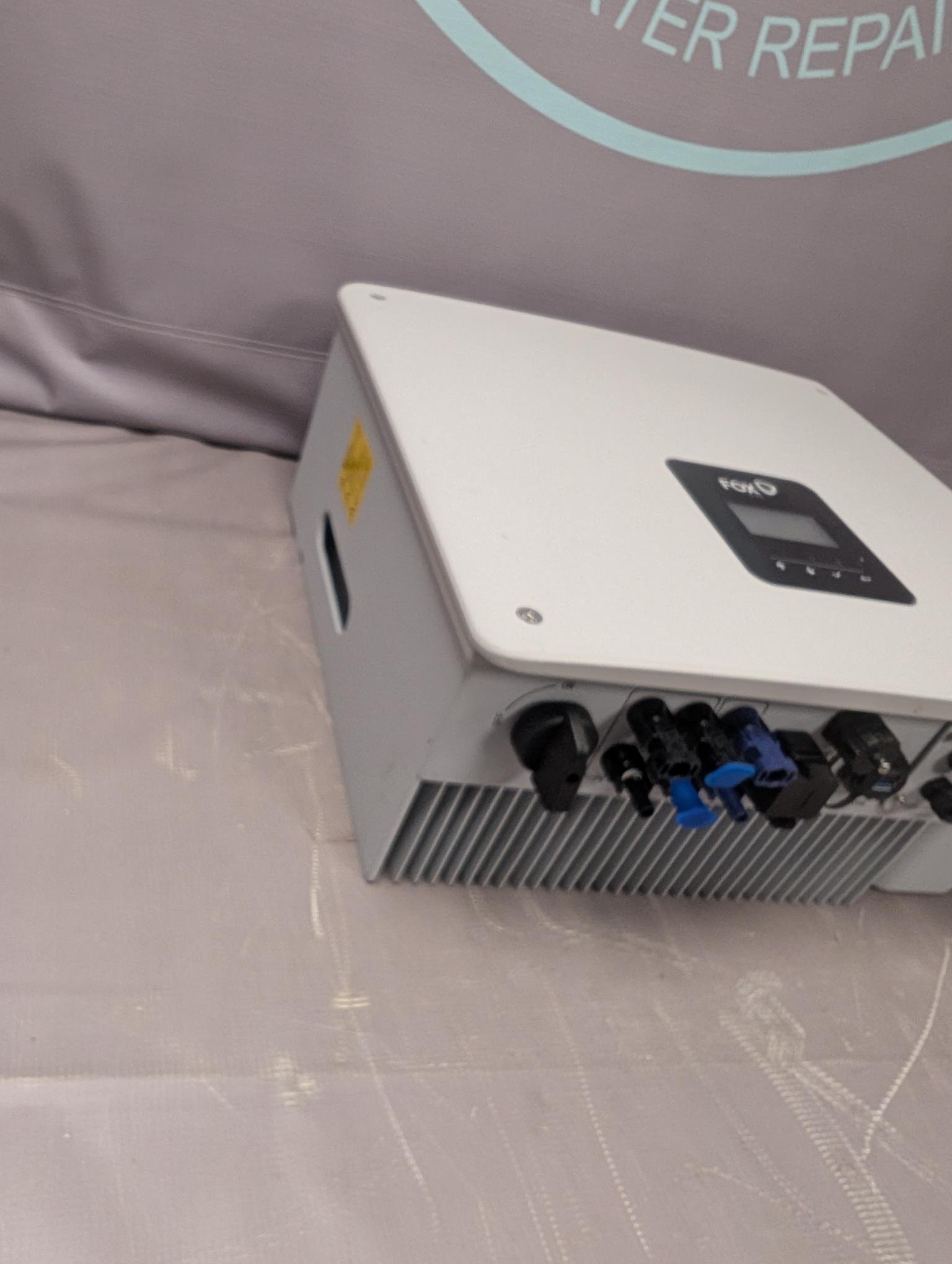 Fox H1- 3.0kW E G2 Hybrid Inverter – Fox ESS 1ph Hybrid Used - Image 5