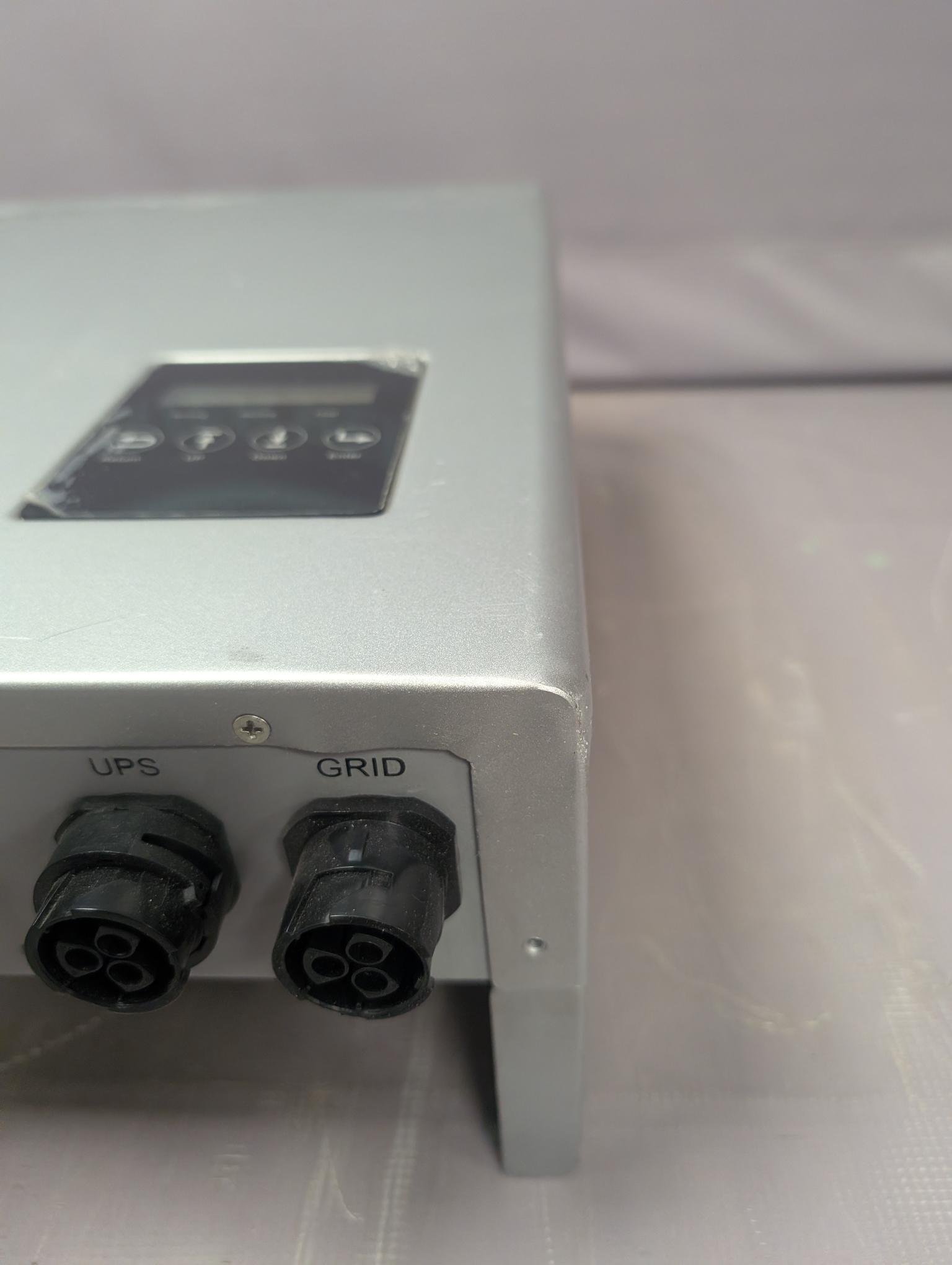 Lux power 3.6kwh LXP3600 Hybrid Inverter parallel bare unit - Image 6