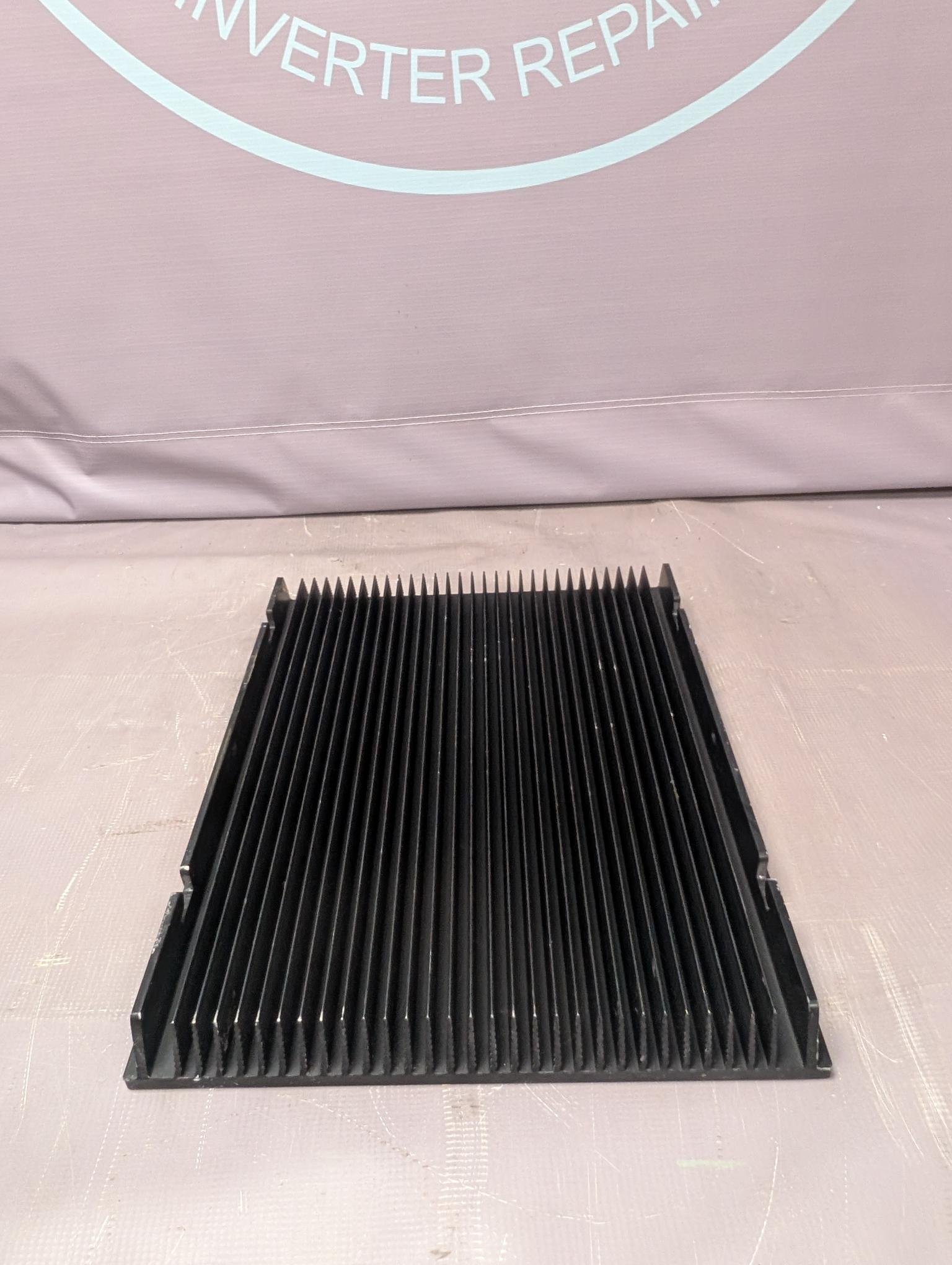 Large Heatsink 430 x 335 x 45 mm - Image 2