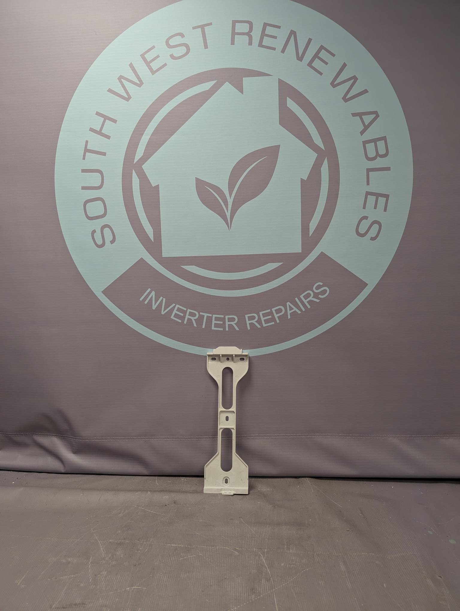 Solis Hybrid wall bracket - Image 3