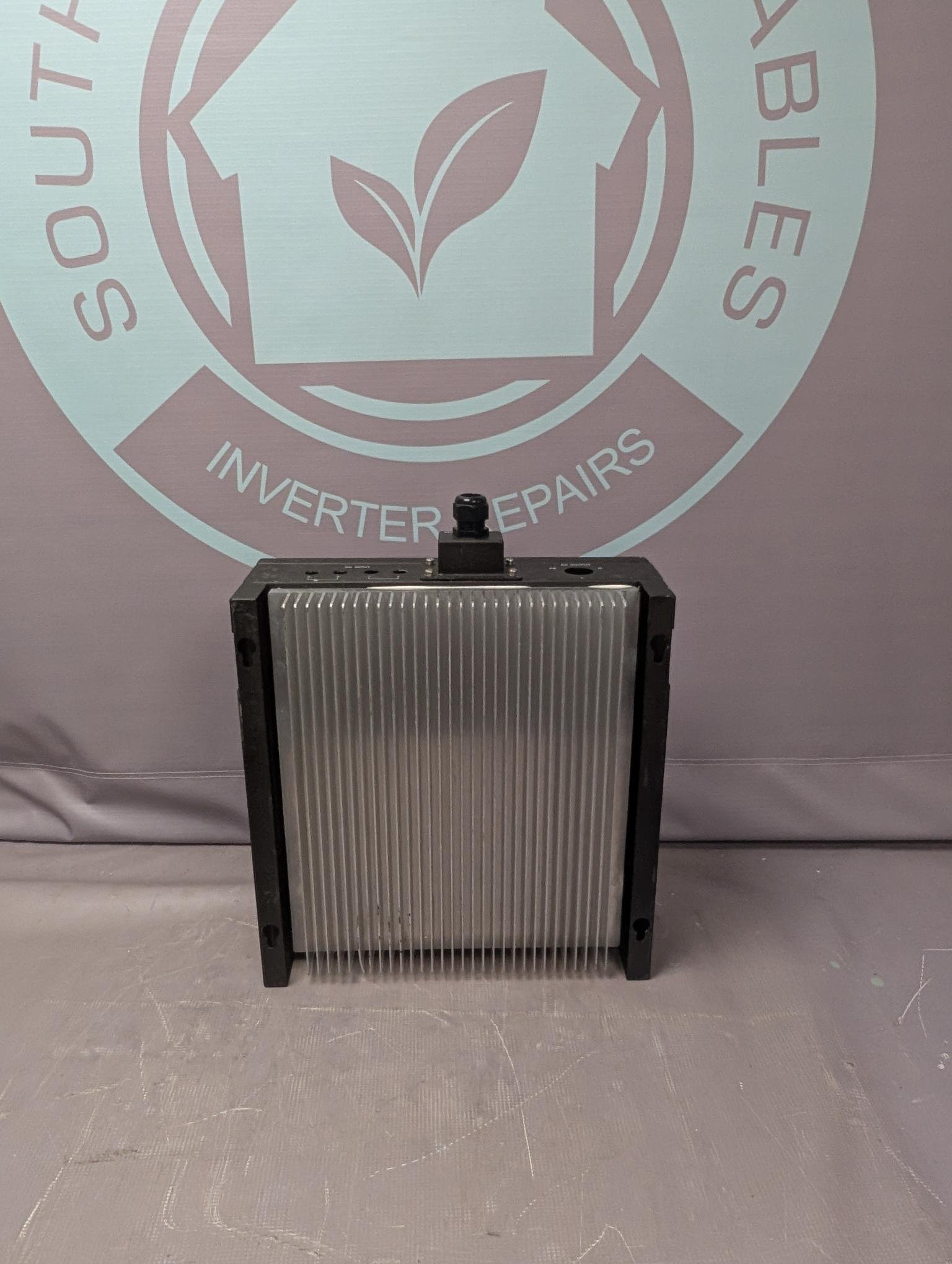 Aluminium Heatsink with Casement / 370 X 360 X 125mm Ham / Amateur Radio Project - Image 3