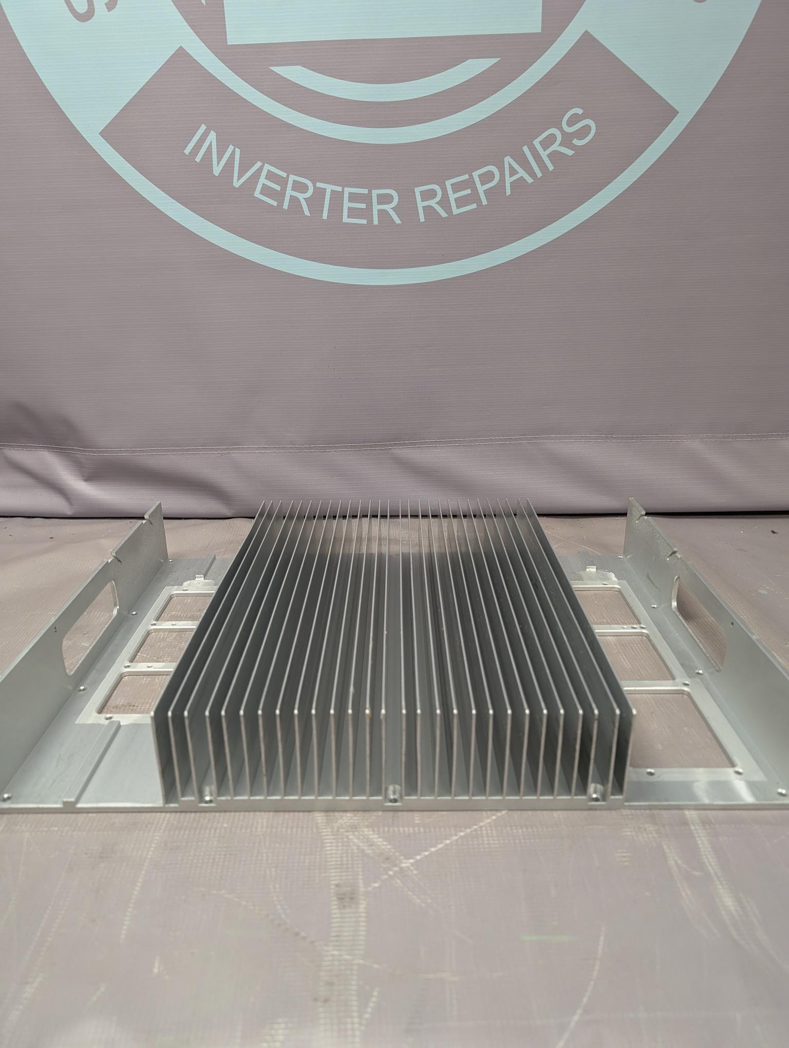 Extra Large Aluminium Heatsink, 530 X 405 X 75 Mm Beautiful Heatsink 10.5 Kg