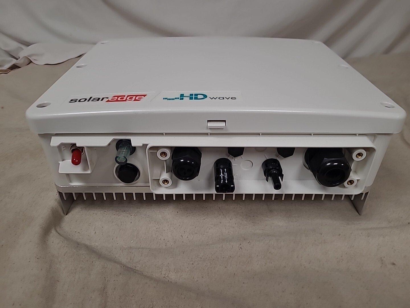 Solaredge SE2200H Solar inverter Screenless Inverter 2.2kw - Image 4
