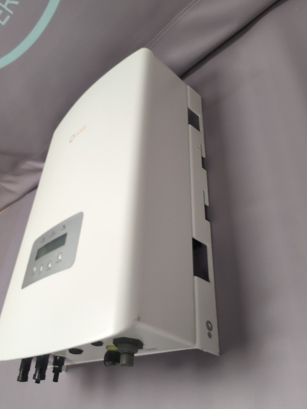 Solis / Ginlong 2.5-2G 2.5KW Solar PV Inverter Dual MPPT Reconditioned Unit - Image 7