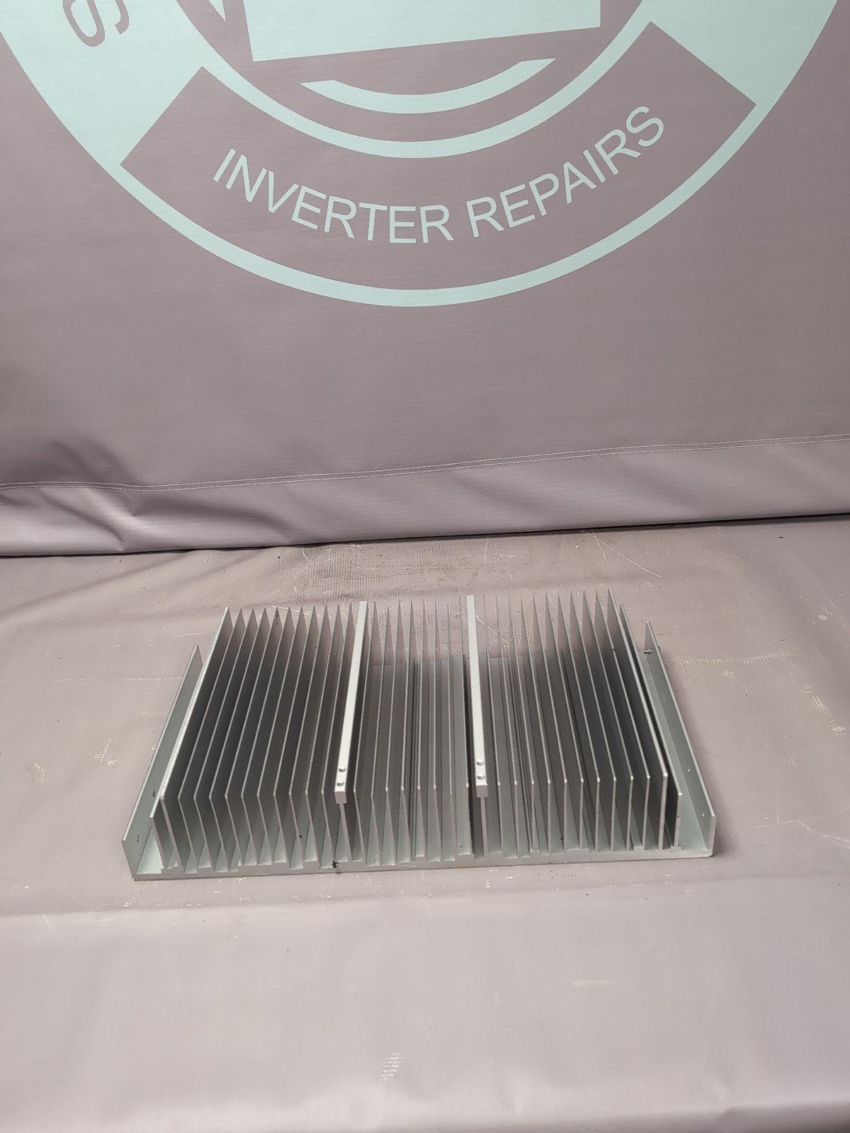 Large Aluminium Heatsink - 455 X 250 X 90 5 Kg Approx - Image 3
