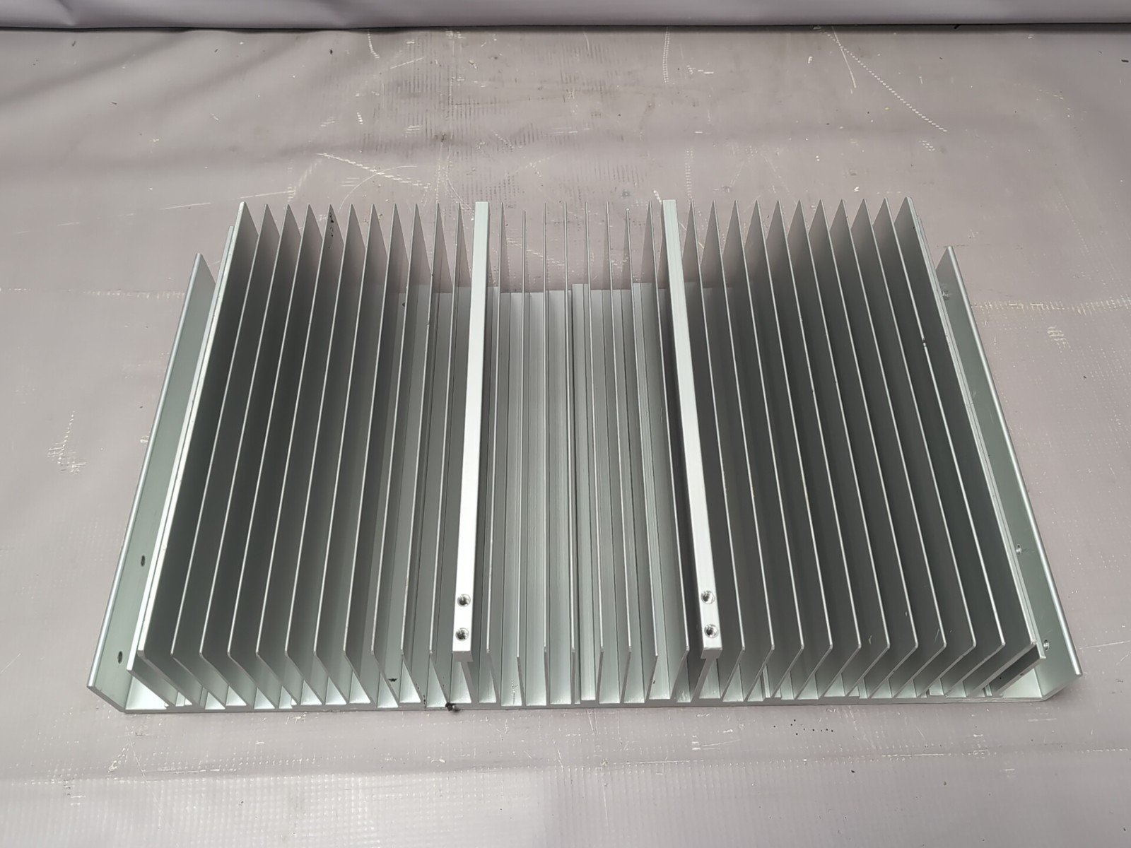 Large Aluminium Heatsink - 455 X 250 X 90 5 Kg Approx - Image 5