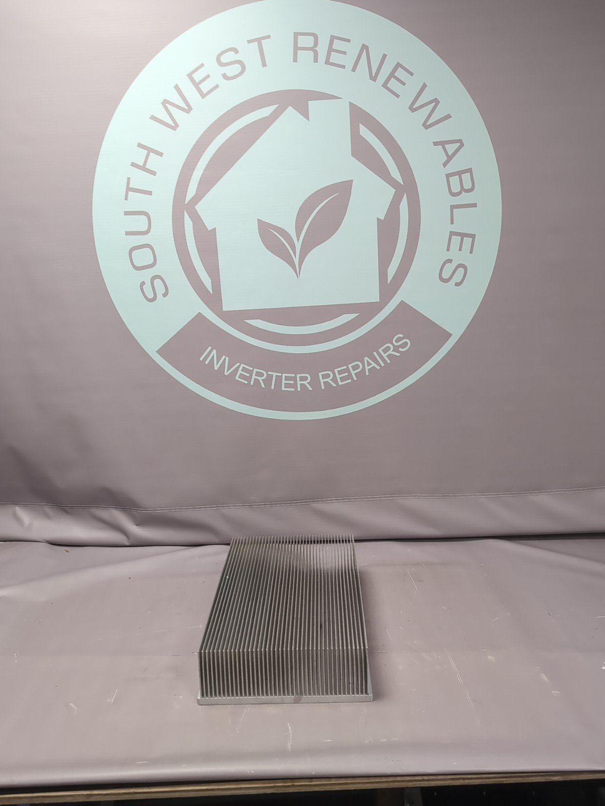 Large Aluminium Heatsink - 410 x 265 x 90 mm 6 Kg Approx
