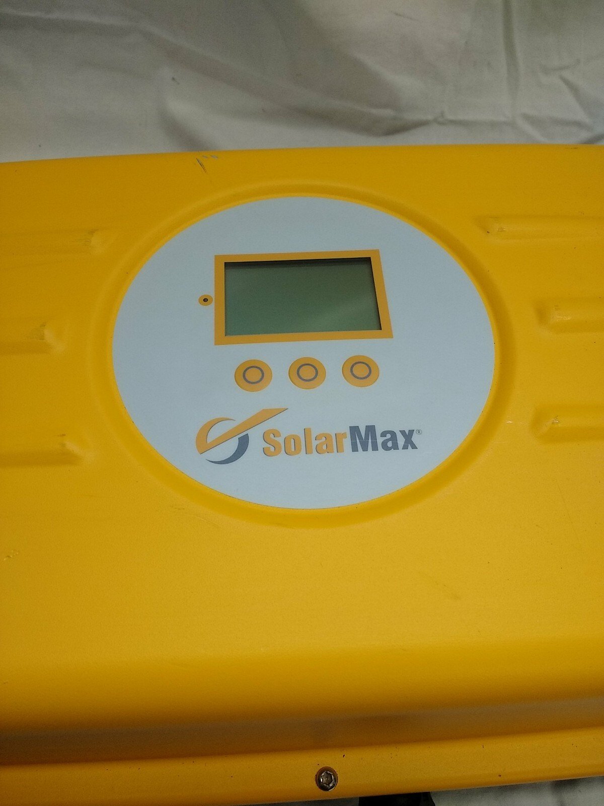SolarMax 4200S 4.2kW Solar PV Inverter 230V Single Phase – AC Plug & Bracket - Image 9