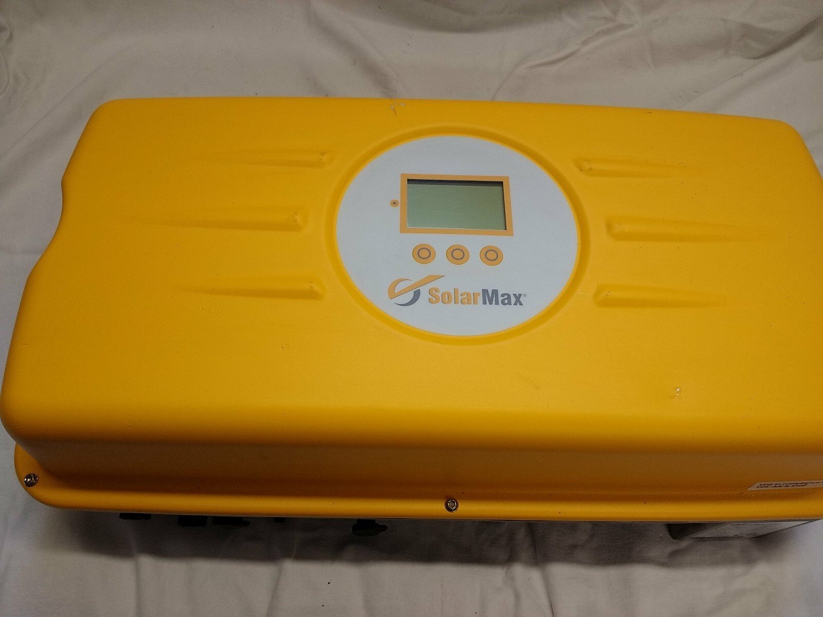 SolarMax 4200S 4.2kW Solar PV Inverter 230V Single Phase – AC Plug & Bracket