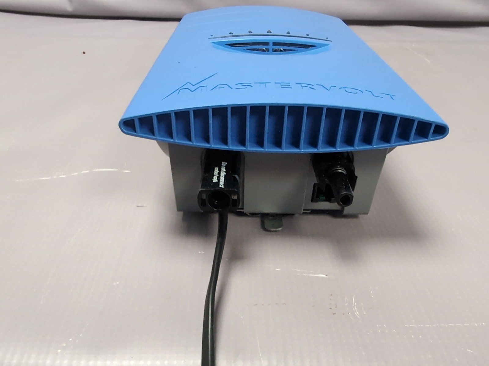 Mastervolt Soladin 600 600W Grid-Tie Solar PV Inverter 230V - Image 5