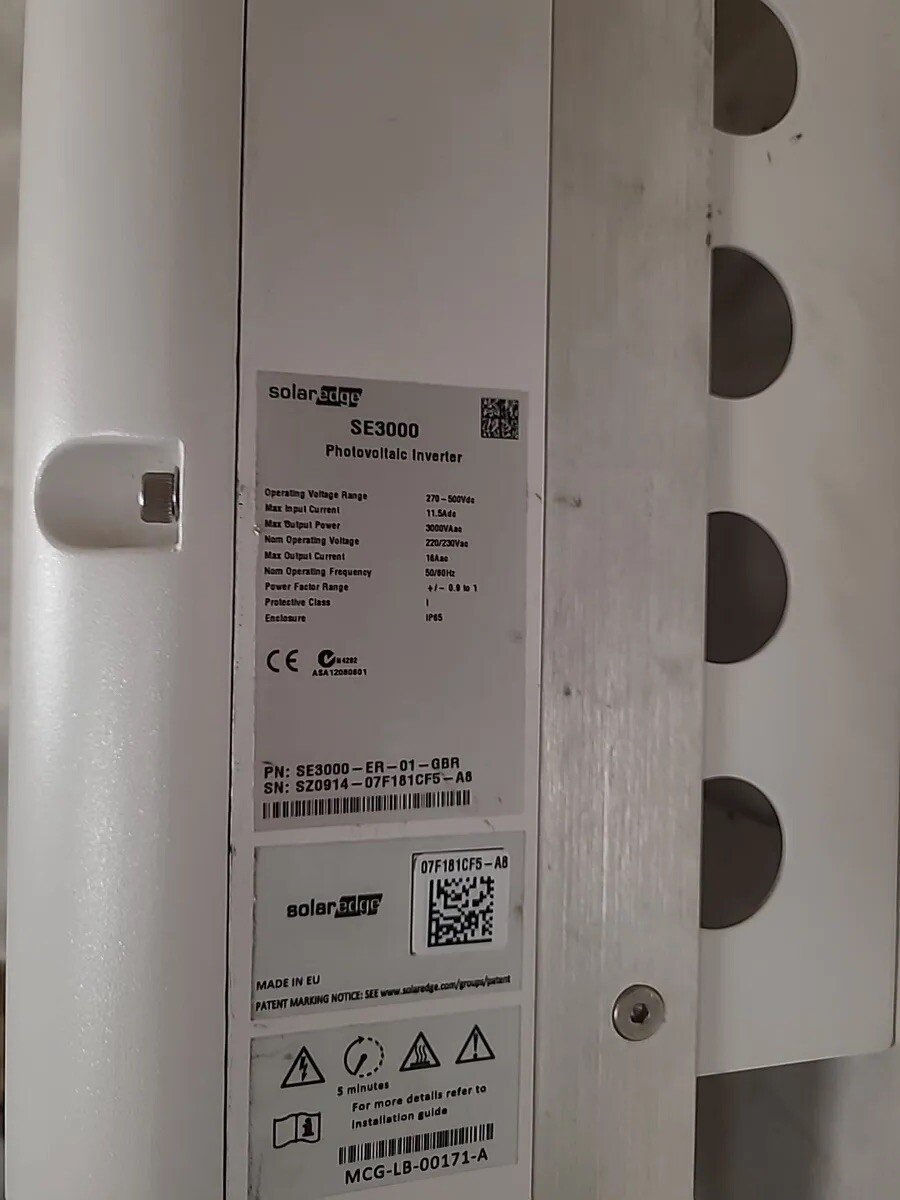 SolarEdge SE3000 3KW Solar PV Inverter No wall bracket - Image 6