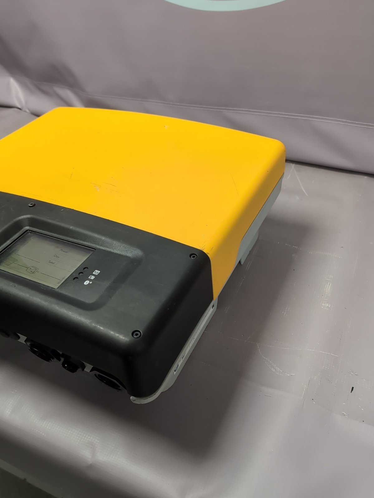 SMA Sunny Boy SB5000TL-20 5kW Solar PV Inverter (5000W) – Dual MPPT, Yellow - Image 4