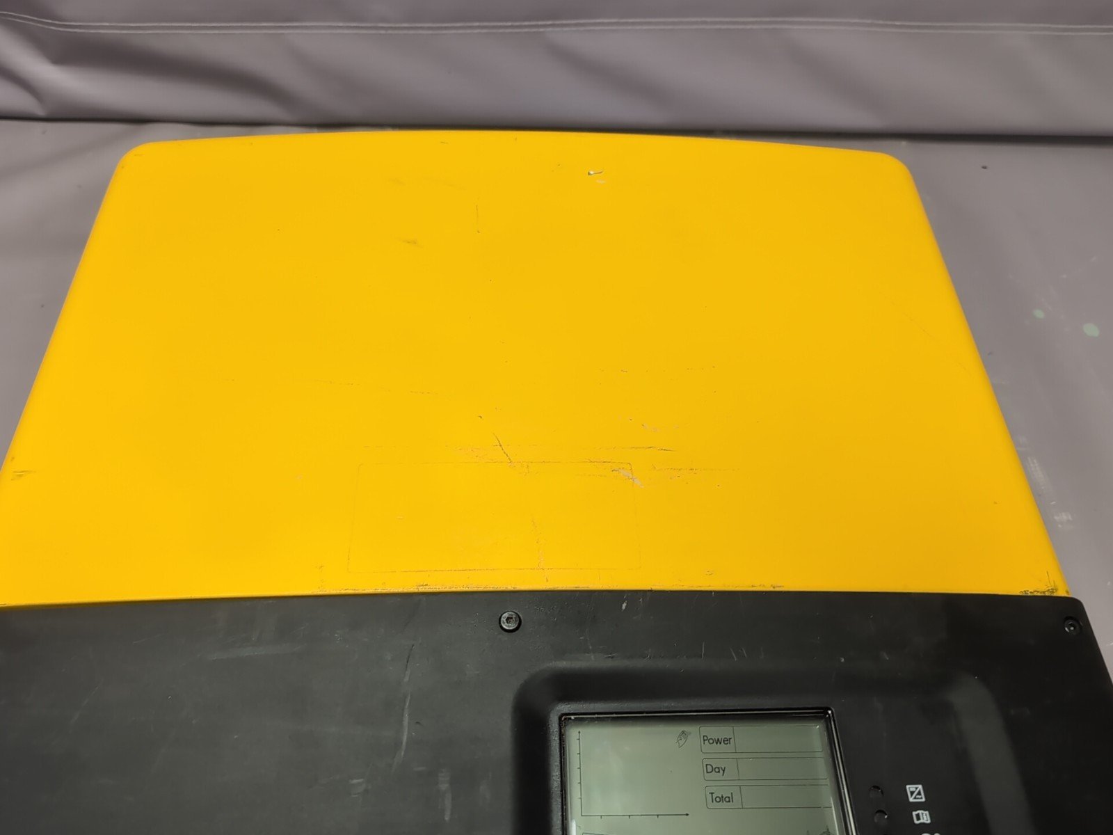 SMA Sunny Boy SB5000TL-20 5kW Solar PV Inverter (5000W) – Dual MPPT, Yellow - Image 5